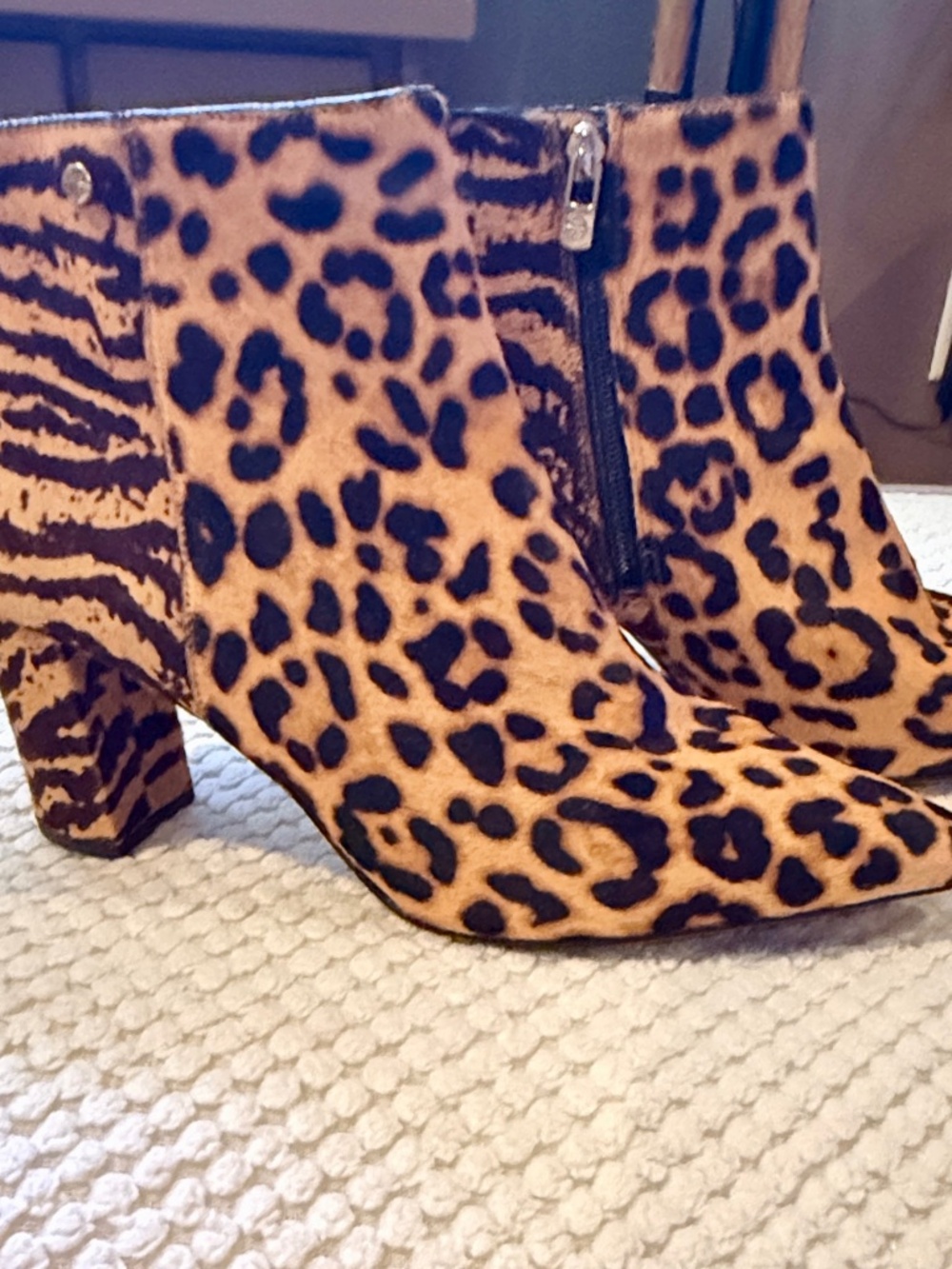 12 M Womens Antonio Melani Ankle Boots